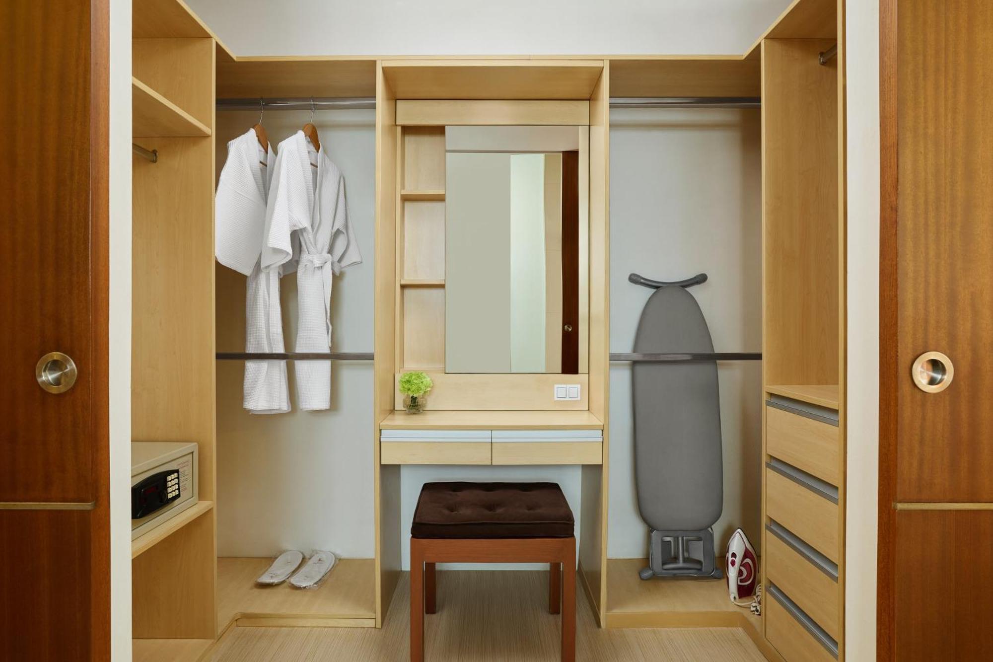 The Park Nine Hotel Srinakarin Bangkok Bilik gambar